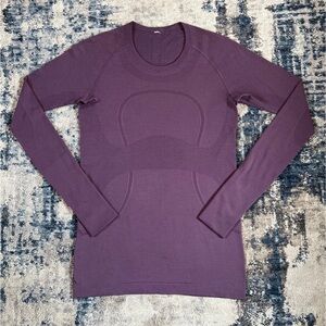 Lululemon Swiftly tech Long sleeve Size 8 In Purple/Mulberry